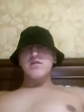 Snapshot of kalambu3 chatting on 10.04.25 kalambu3 online show from 10.04.25