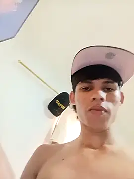 Snapshot of mazo18 chatting on 02.21.26 mazo18 online show from 02.21.26