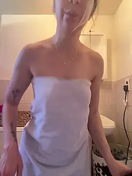 AmberLustXXX online show from 04.12.26