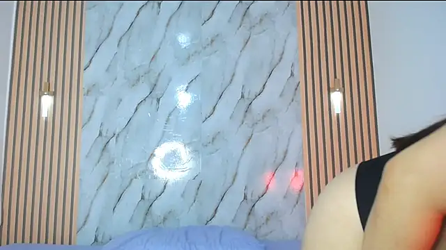 PiaGelvez online show from 11.07.25