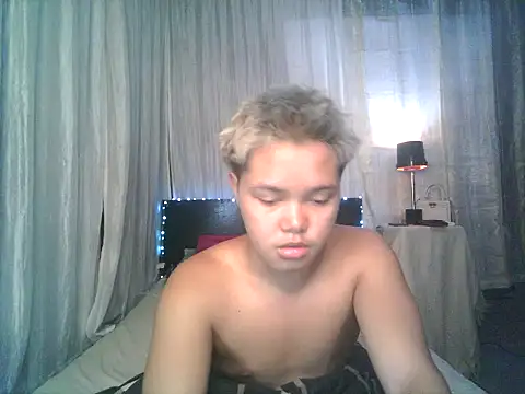 Snapshot of hot_babyboy26 chatting on 06.09.26 hot babyboy26 online show from 06.09.26