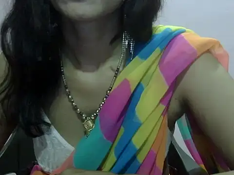 Snapshot of Laila_Cute chatting on 06.06.26 Laila Cute online show from 06.06.26