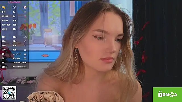 JulieLupo online show from 03.08.26