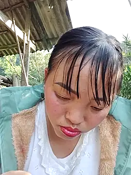 Snapshot of Minkine022 chatting on 02.21.26 Minkine022 online show from 02.21.26