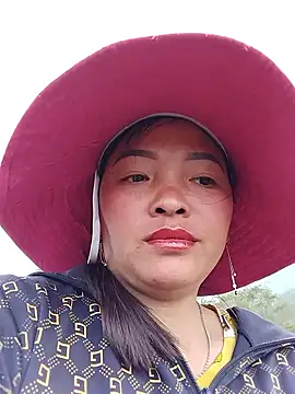 Snapshot of Minkine022 chatting on 03.16.26 Minkine022 online show from 03.16.26