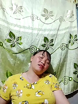 Snapshot of Minkine022 chatting on 04.01.26 Minkine022 online show from 04.01.26