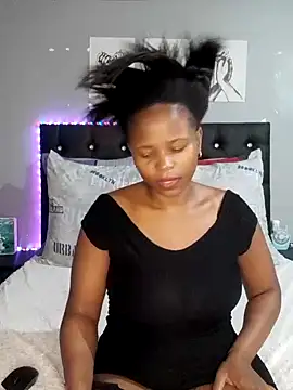 Snapshot of Jessy_B69 chatting on 10.01.25 Jessy B69 online show from 10.01.25