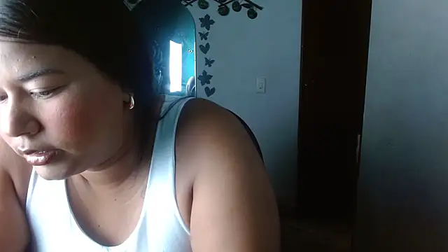 Snapshot of Ebony_luna chatting on 05.01.26 Ebony luna online show from 05.01.26