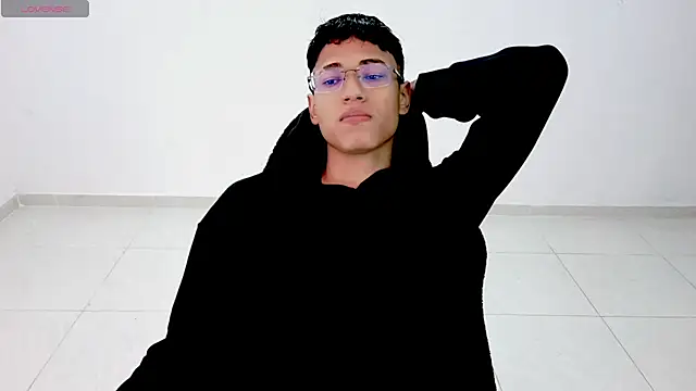 Im david02 online show from 04.15.26