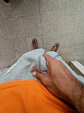 flakito1530 online show from 10.29.25