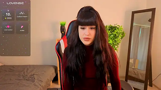 Erika peach online show from 10.22.25