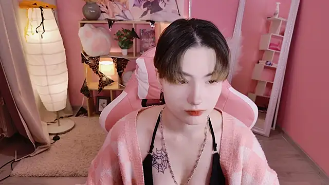 Snapshot of Hana_ri chatting on 10.17.25 Hana ri online show from 10.17.25