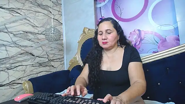 kimberly candy online show from 10.14.25