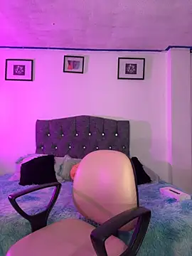 mitschellfox21 online show from 10.05.25