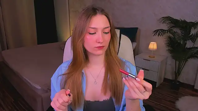 AngelAnabelle online show from 10.25.25