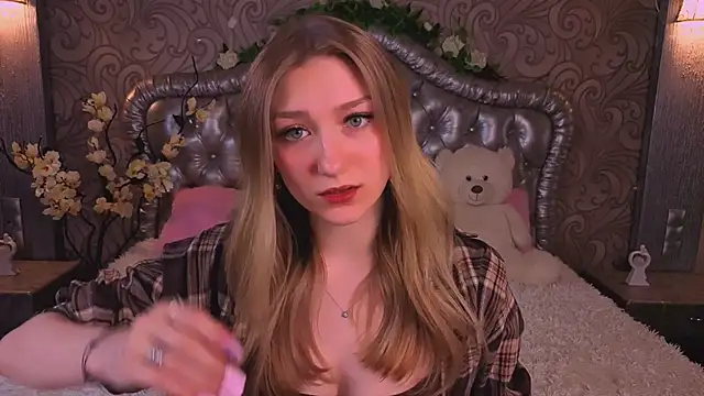 AngelAnabelle online show from 03.19.26