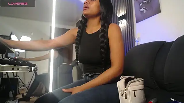 Charlotte ebony  online show from 11.11.25