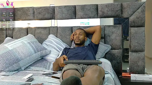 johnjaguar1  online show from 10.02.25