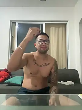 peloando22 online show from 10.17.25