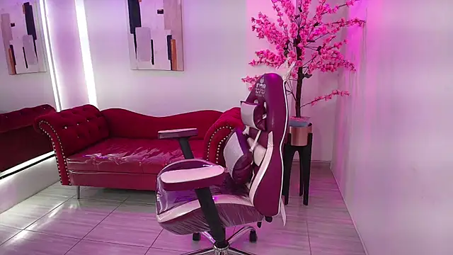 Summer miller online show from 11.14.25