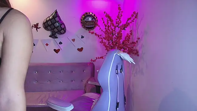 Summer miller online show from 02.25.26