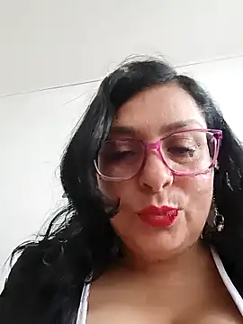 pilar 11-84 online show from 10.08.25