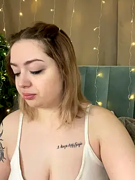 KellyMoors online show from 10.20.25