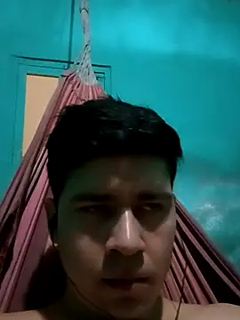 Travieso loco9 online show from 10.06.25