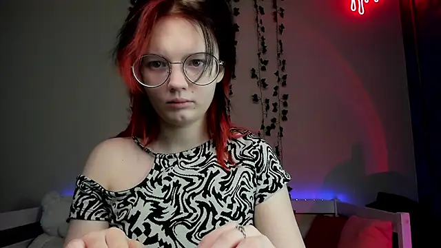 shy elina01 online show from 01.11.26