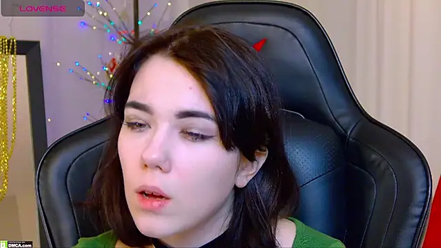 Kelly foox online show from 12.16.25