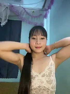 Snapshot of banlinh004 chatting on 06.17.26 banlinh004 online show from 06.17.26