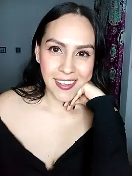 Snapshot of Sweet-Sammy chatting on 10.17.25 Sweet-Sammy online show from 10.17.25