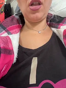 Daiana Andra online show from 10.16.25