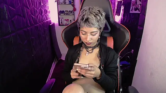 lunarichy22 online show from 02.18.26