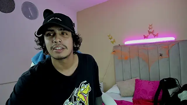 Snapshot of Kaoz_23_ chatting on 10.09.25 Kaoz 23  online show from 10.09.25