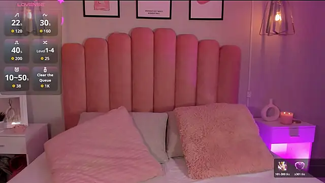 mara swan  online show from 11.13.25