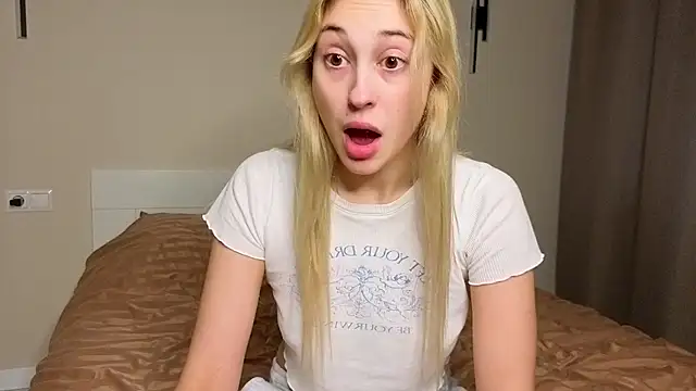 foxy vivi online show from 10.30.25