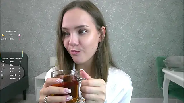 SweetSaraPie online show from 10.09.25