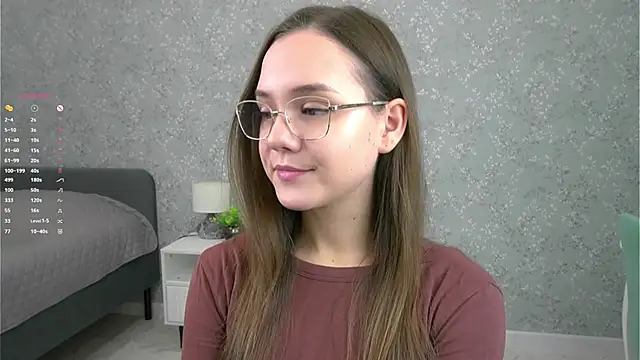 SweetSaraPie online show from 12.05.25