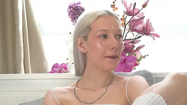 RanyThomson online show from 01.14.26