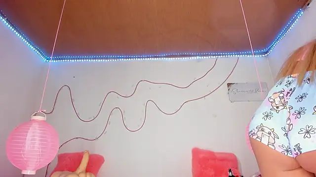 shannon kinne  online show from 11.05.25