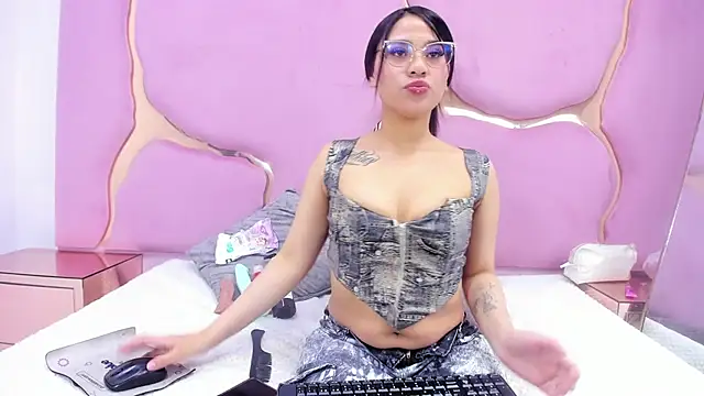 Violeta Koch69 online show from 10.11.25