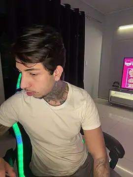 RealGdiass online show from 10.29.25