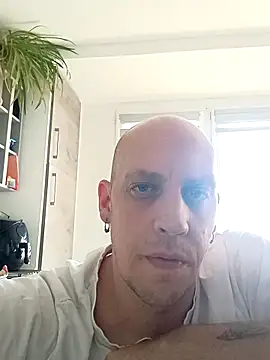 Snapshot of Kobradera1984 chatting on 10.03.25 Kobradera1984 online show from 10.03.25