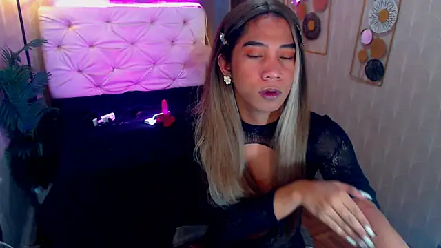 Ursweet nathaliee online show from 10.13.25