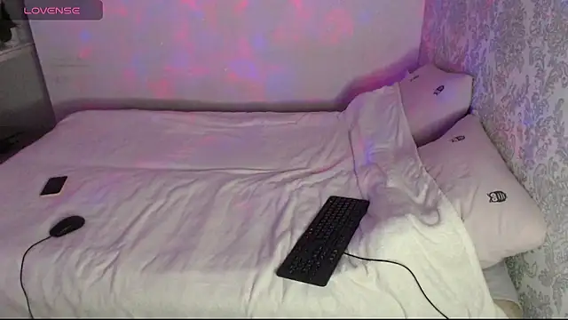 LilleLille online show from 10.08.25