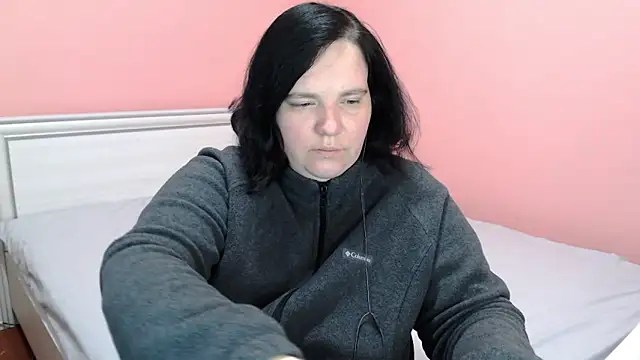 Snapshot of _alexandra_ray_ chatting on 10.15.25 alexandra ray online show from 10.15.25