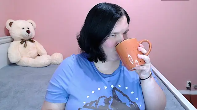 Snapshot of _alexandra_ray_ chatting on 10.17.25 alexandra ray online show from 10.17.25