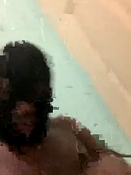 Snapshot of Dark_vains chatting on 11.10.25 Dark vains online show from 11.10.25