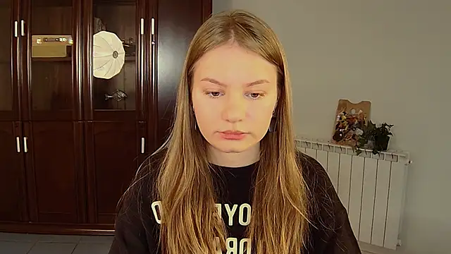 Snapshot of swag_evalution chatting on 10.29.25 swag evalution online show from 10.29.25